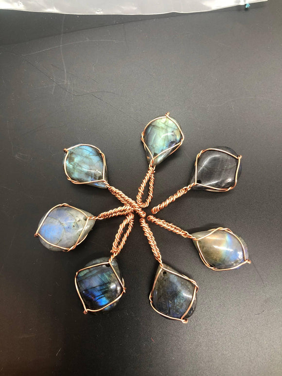 Natural Labradorite Crystal Copper Pendant - Infinite Treasures, LLC