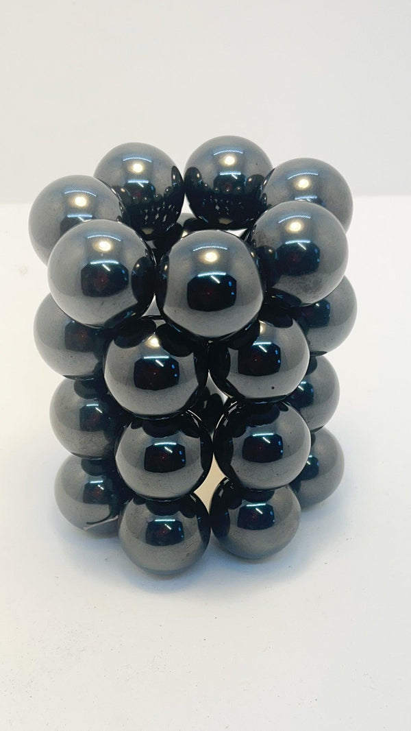 Pair of Hematite Magnetic Spheres 1 inch - Infinite Treasures, LLC