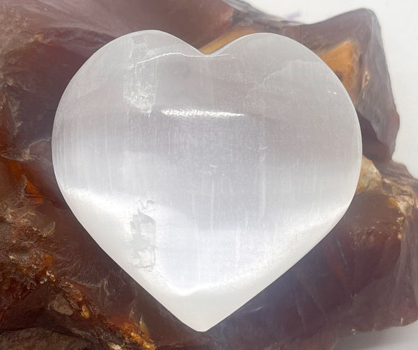selenite heart 2.5 inches cleaning stone charging stone